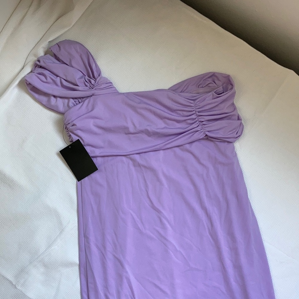 Alexia Admor lilac, one shoulder dress